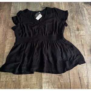 NWT Torrid Size 2X 18/20 Black Blouse Lace Smocked Waist Flowy Top Plus